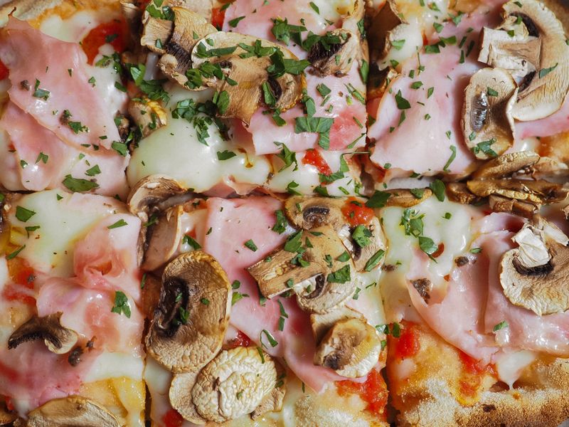 White Truffle pizza — premium deweys pizza